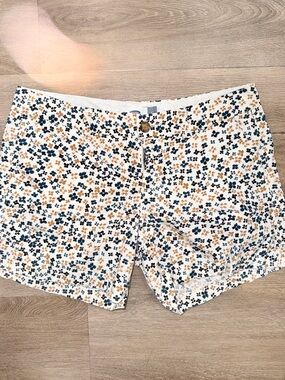 Old Navy White Floral Print Bermuda Shorts with Navy & Mustard Flowers